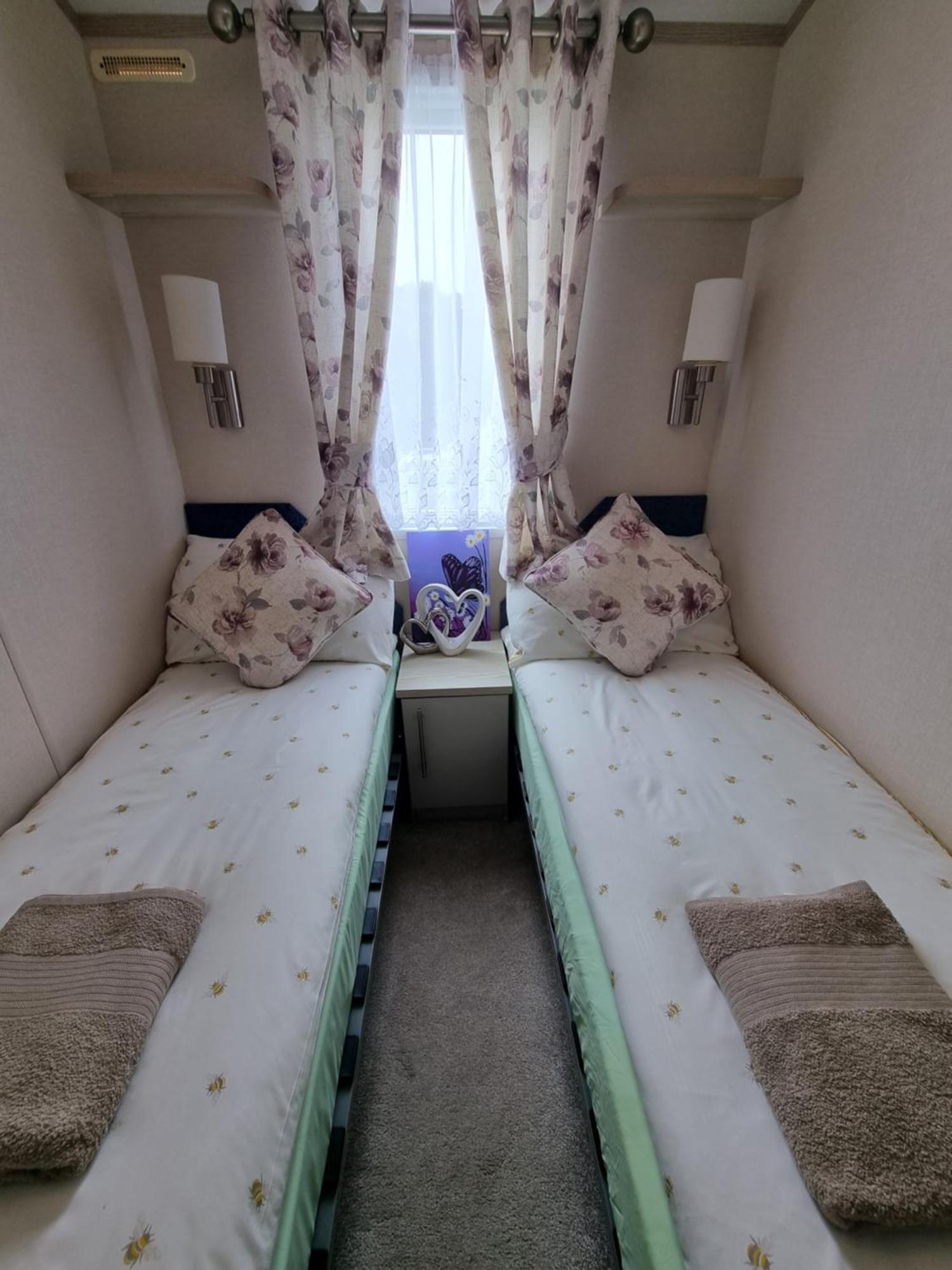 Static Caravan To Hire , Hoburne Devon Bay Hotell Goodrington Eksteriør bilde